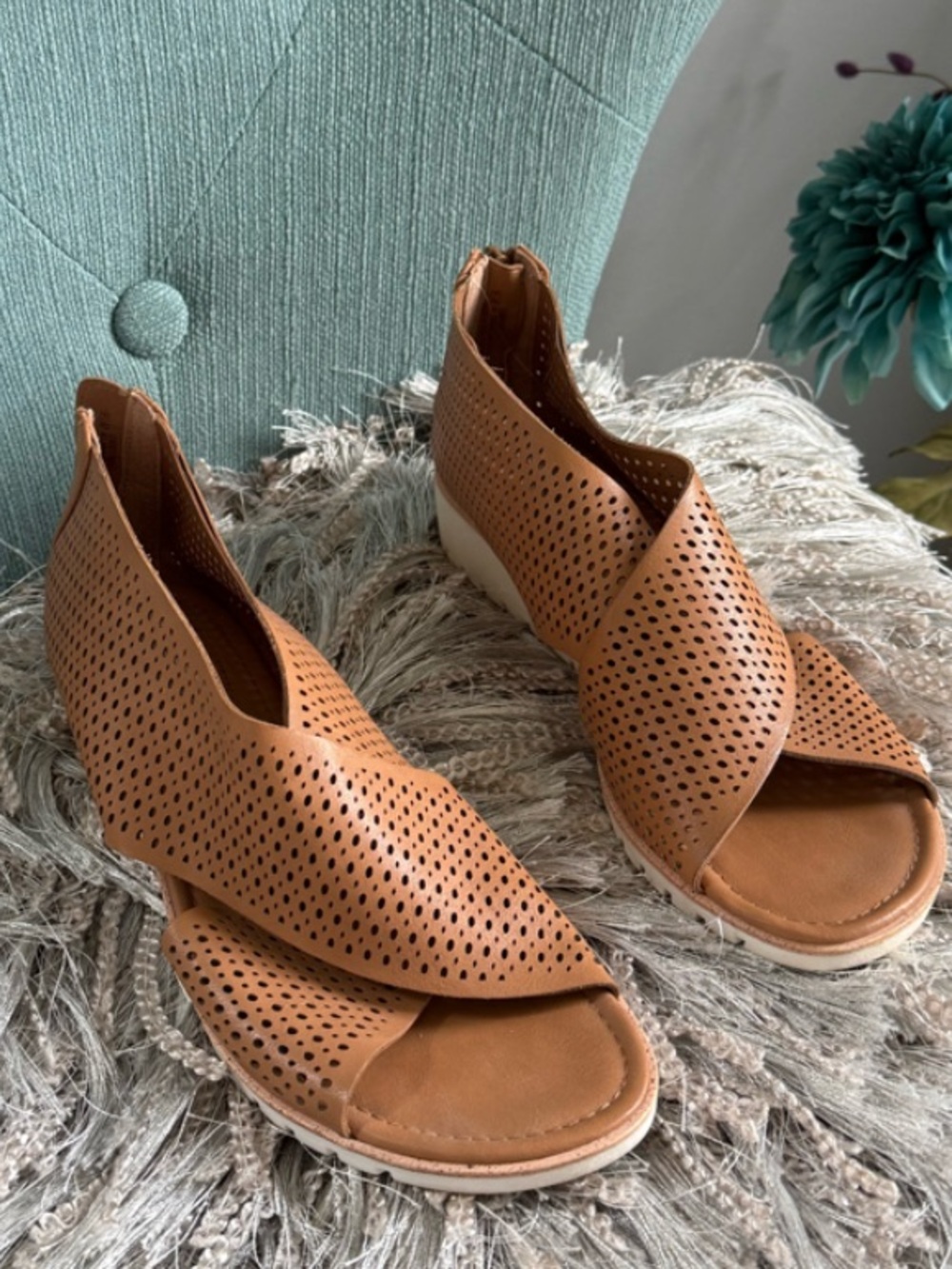 Eurosoft by softy leather booties/ sandals